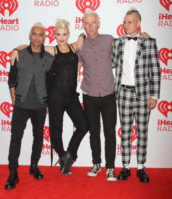 Pink sings with No doubt at iHeartRadio Music Festival